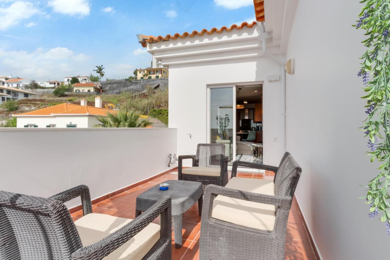 Cozy Penthouse By Holiday Rental Madeira Canico  Bagian luar foto