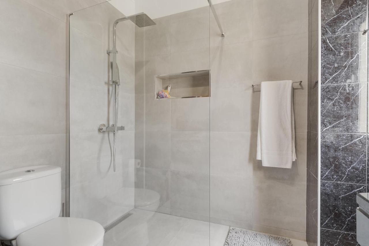 Cozy Penthouse By Holiday Rental Madeira Canico  Bagian luar foto
