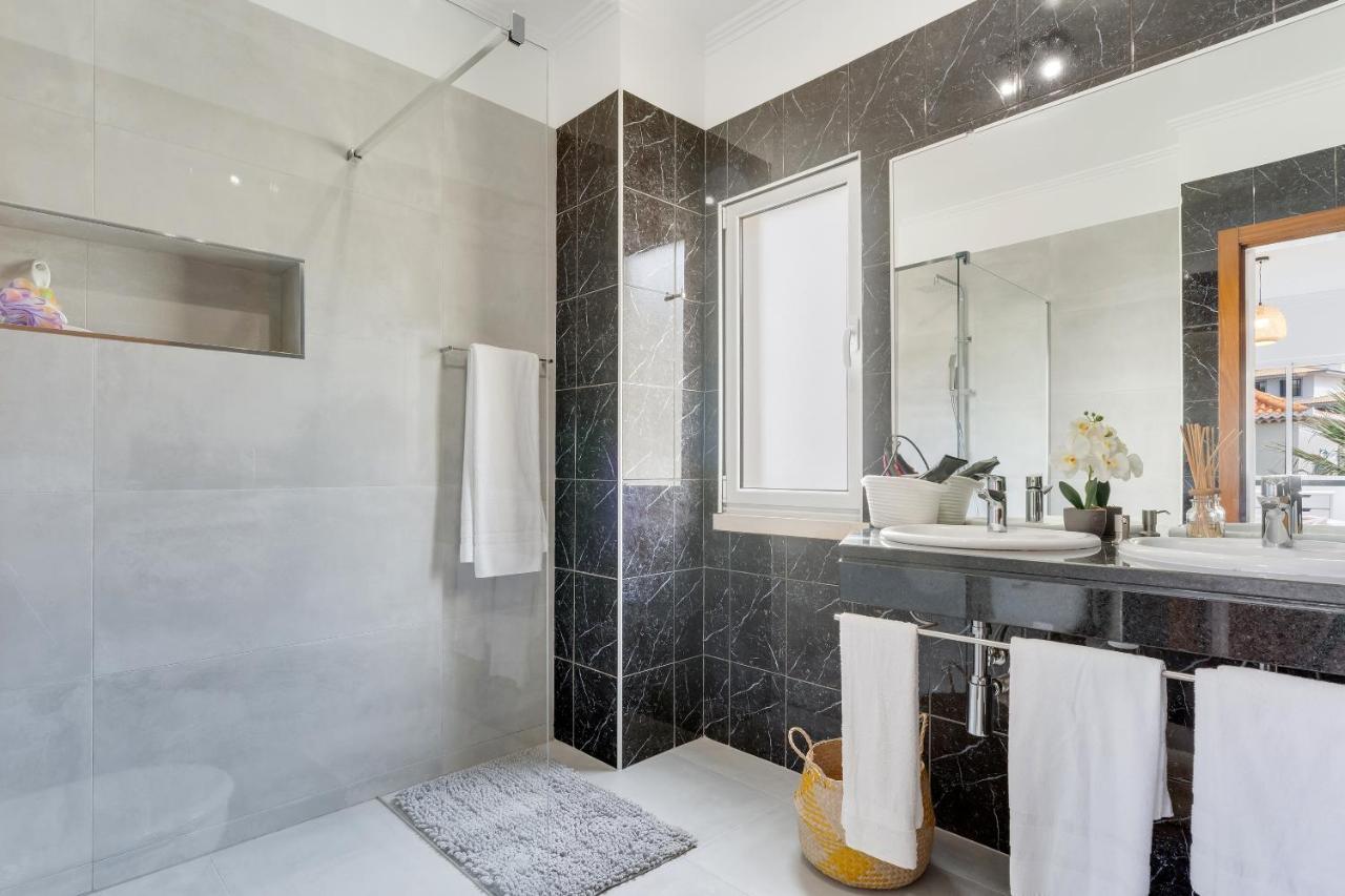 Cozy Penthouse By Holiday Rental Madeira Canico  Bagian luar foto